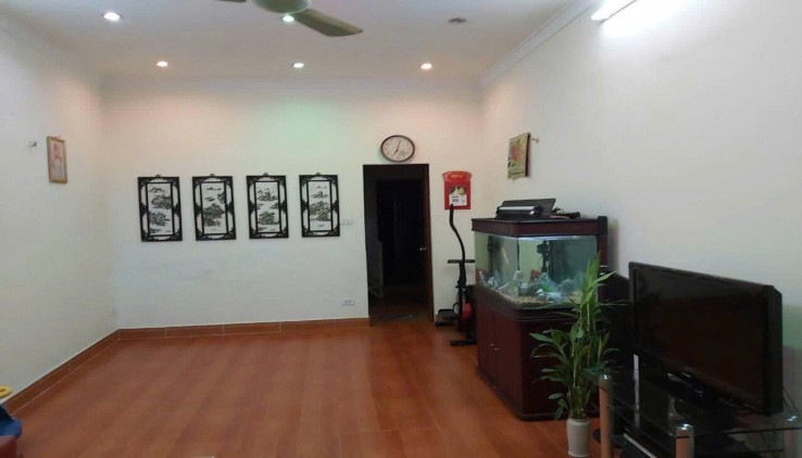 Cho thuê Tập thể Võ Thị Sáu, 75m2, 2 ngủ chỉ 7 Triệu vào ngay